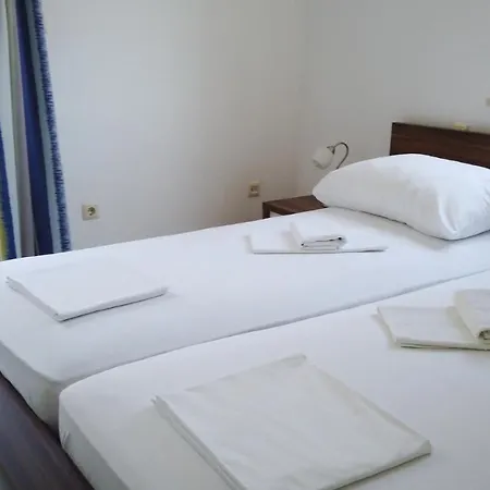 Pensjonat Kukuljica 2 4*