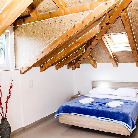 Kukuljica 2 Gæstehus 4*