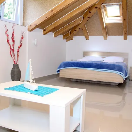 Kukuljica 2 Gæstehus 4*