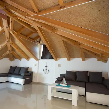 Kukuljica 2 4* Zaton (Dubrovnik-Neretva)