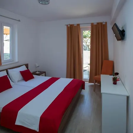 Gæstehus Kukuljica 2 4*