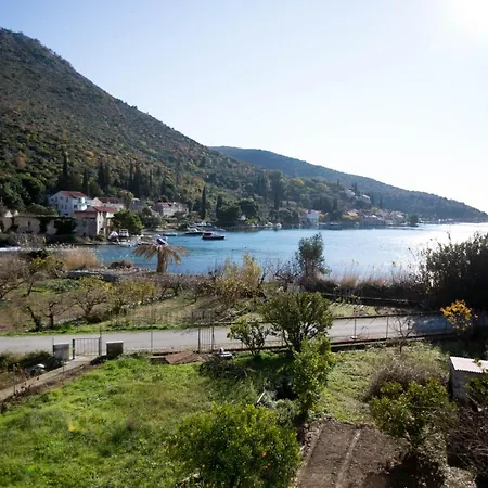 Gæstehus Kukuljica 2 4*